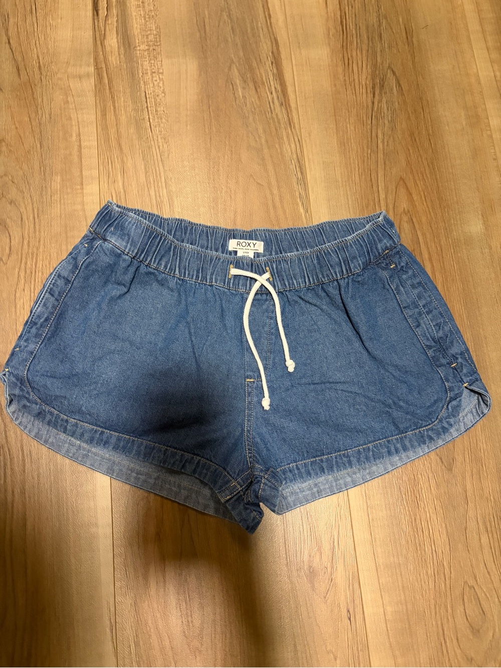 Roxy Women's Medium Blue Denim Drawstring Shorts